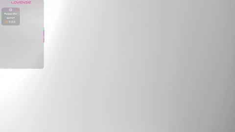 Snapshot of cinnia_ chatting on November 2025 12:05:02 PM Cintia online show from November 2025 12:05:02 PM