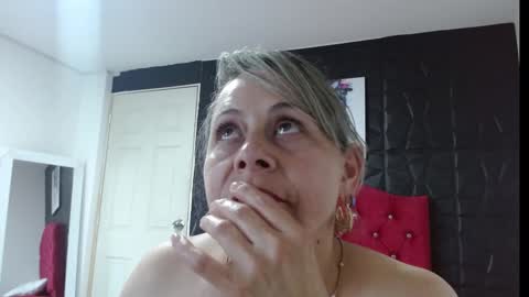 cinthia1609 online show from January 2025 10:02:01 PM