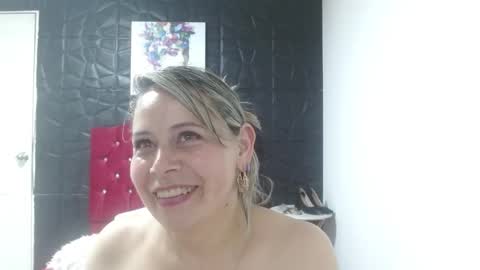 cinthia1609 online show from January 2025 01:22:02 AM