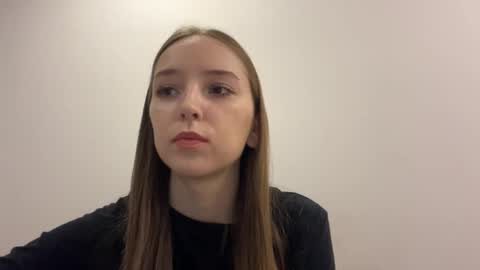 Aurora online show from April 2026 03:37:01 PM