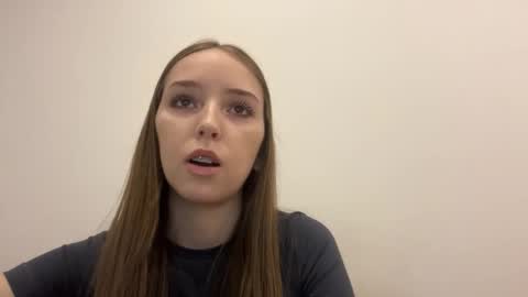 Aurora online show from April 2026 03:48:02 PM