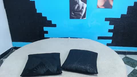 Cinthya online show from October 2025 04:02:01 PM