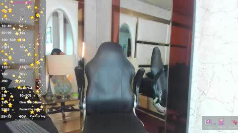 cinthya_walker1 online show from December 2025 04:04:01 PM