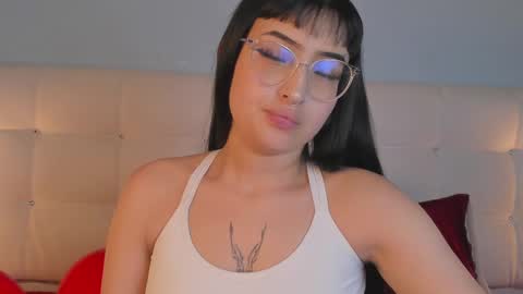 Cintya online show from March 2025 07:40:01 PM