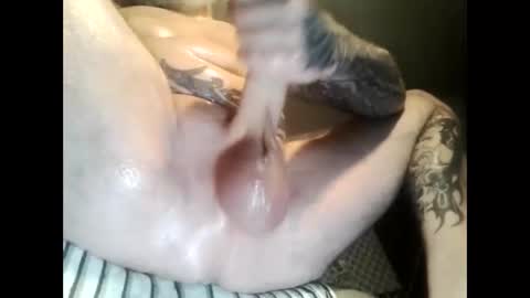 oilywanker online show from October 2025 07:00:01 PM