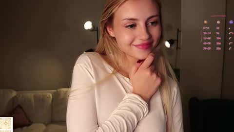 Sandy online show from October 2025 07:36:02 PM