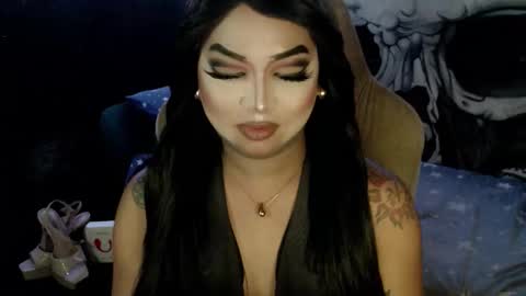 QUEEN CESS online show from December 2025 06:46:02 PM