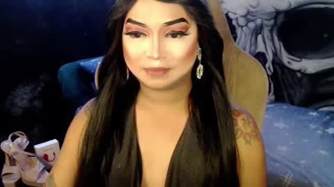 QUEEN CESS online show from December 2025 01:52:02 PM