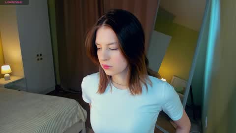Lily online show from May 2026 05:45:01 AM