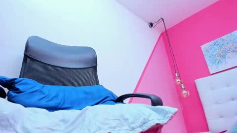 claire aristizabal online show from March 2025 10:08:02 AM