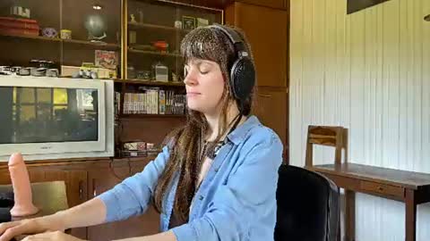 Claire Moulin online show from July 2026 11:35:01 AM
