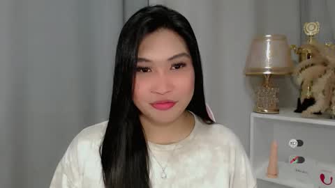 CLAIRE online show from May 2026 06:19:01 AM