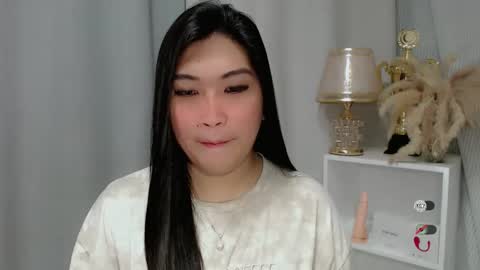 CLAIRE online show from May 2026 03:47:02 AM