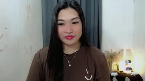 CLAIRE online show from October 2025 04:18:02 AM