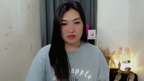 CLAIRE online show from October 2025 05:16:02 AM