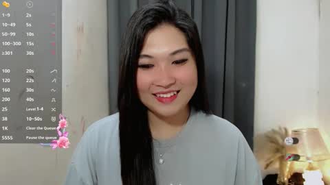 CLAIRE online show from November 2025 04:49:01 AM