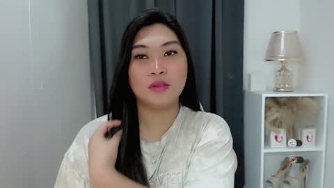 CLAIRE online show from February 2026 04:32:01 AM