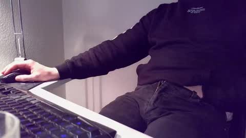 clamshive7 online show from March 2026 04:40:02 AM