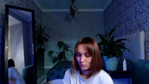 Clara online show from December 2024 07:11:01 PM