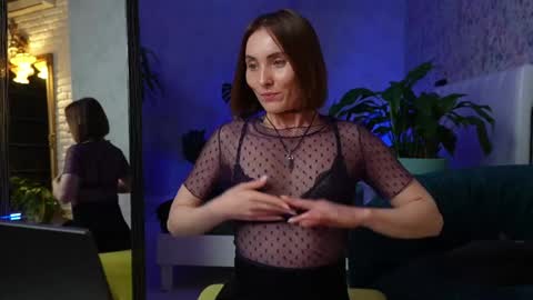 Clara online show from April 2026 05:55:01 PM