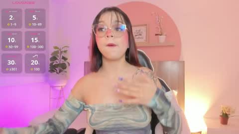 Snapshot of clara_lu chatting on June 2026 02:28:02 AM C L A R A online show from June 2026 02:28:02 AM