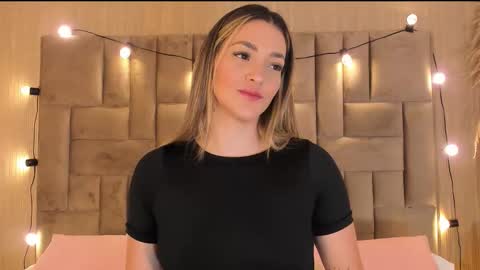 Clara del mar online show from November 2025 10:28:02 AM