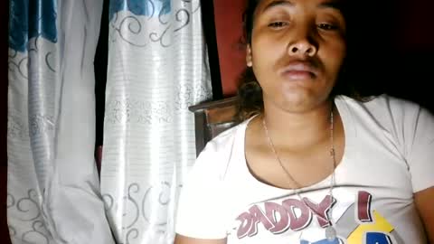 Clarah0123 online show from June 2026 07:49:01 PM