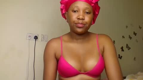 clara11 online show from April 2026 09:49:02 PM