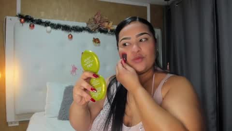 Snapshot of clarigil chatting on December 2024 01:44:02 PM clarigil online show from December 2024 01:44:02 PM