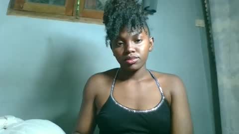 clarisse98 online show from October 2025 06:54:01 PM