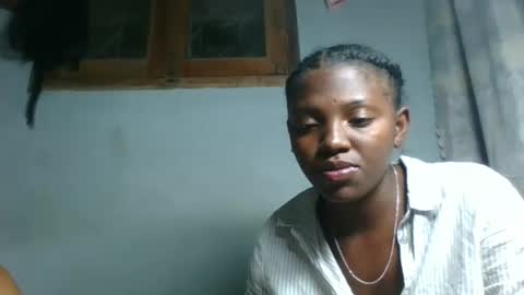 clarisse98 online show from October 2025 07:14:02 PM