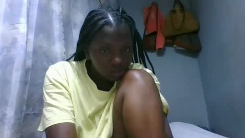 clarisse98 online show from January 2026 04:59:01 AM