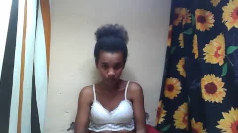 Snapshot of claudiannah chatting on October 2025 07:07:02 PM claudianne online show from October 2025 07:07:02 PM