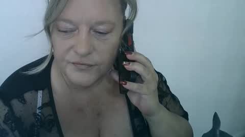 Snapshot of claudineddd chatting on December 2024 07:05:02 PM ClaudineDDD online show from December 2024 07:05:02 PM