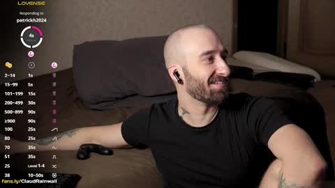 Claud online show from November 2025 11:59:02 PM