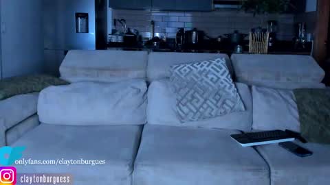 claytonburgues online show from September 2025 04:39:02 AM