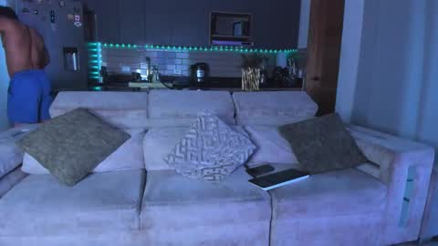 claytonburgues online show from February 2026 11:03:01 PM