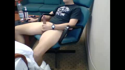 Snapshot of clayyalc2 chatting on February 2025 11:32:01 PM clayyalc2 online show from February 2025 11:32:01 PM