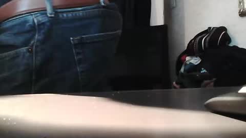 cleanboy1001 online show from December 2024 02:40:02 PM