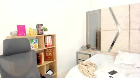 Cleo Adams online show from September 2025 04:13:02 AM