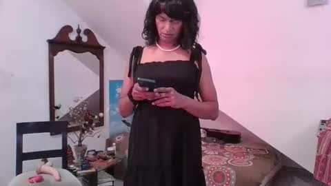 Cleopatra online show from March 2026 04:01:01 AM