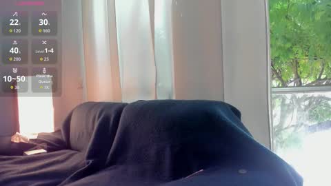 cleowhite_ online show from October 2025 07:58:02 PM