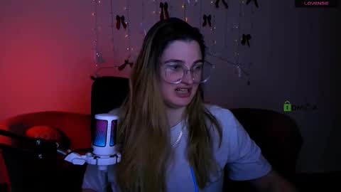 Snapshot of clery_shine chatting on February 2026 10:58:02 PM clery_shine online show from February 2026 10:58:02 PM