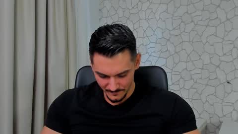 Snapshot of clintmasterss chatting on January 2025 01:09:01 PM ClintMasterss online show from January 2025 01:09:01 PM