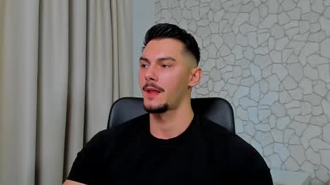 Snapshot of clintmasterss chatting on January 2025 06:56:01 AM ClintMasterss online show from January 2025 06:56:01 AM