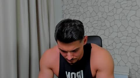 Snapshot of clintmasterss chatting on February 2025 04:16:01 PM ClintMasterss online show from February 2025 04:16:01 PM