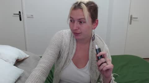 Syl  online show from January 2025 02:17:02 PM