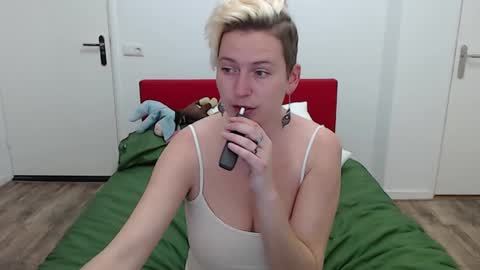 Syl  online show from January 2025 04:17:02 PM