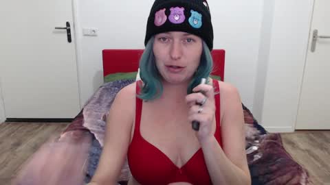 Syl  online show from January 2025 09:08:02 PM