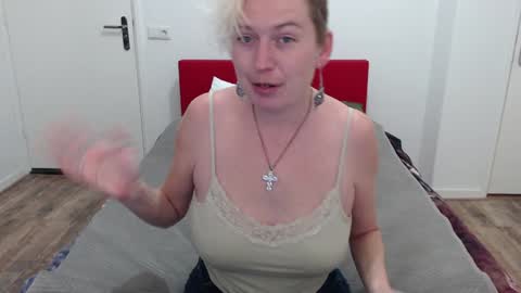 Syl  online show from February 2025 09:22:01 AM